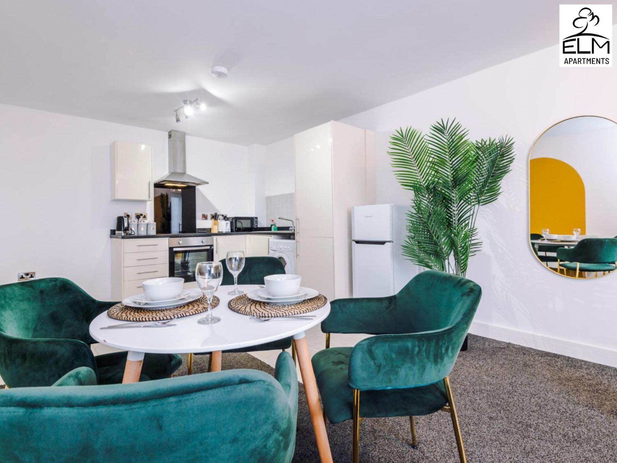 Elm Aparthotel , Collection Of Apartments Available Near Media City , Free Parking Manchester Exterior foto