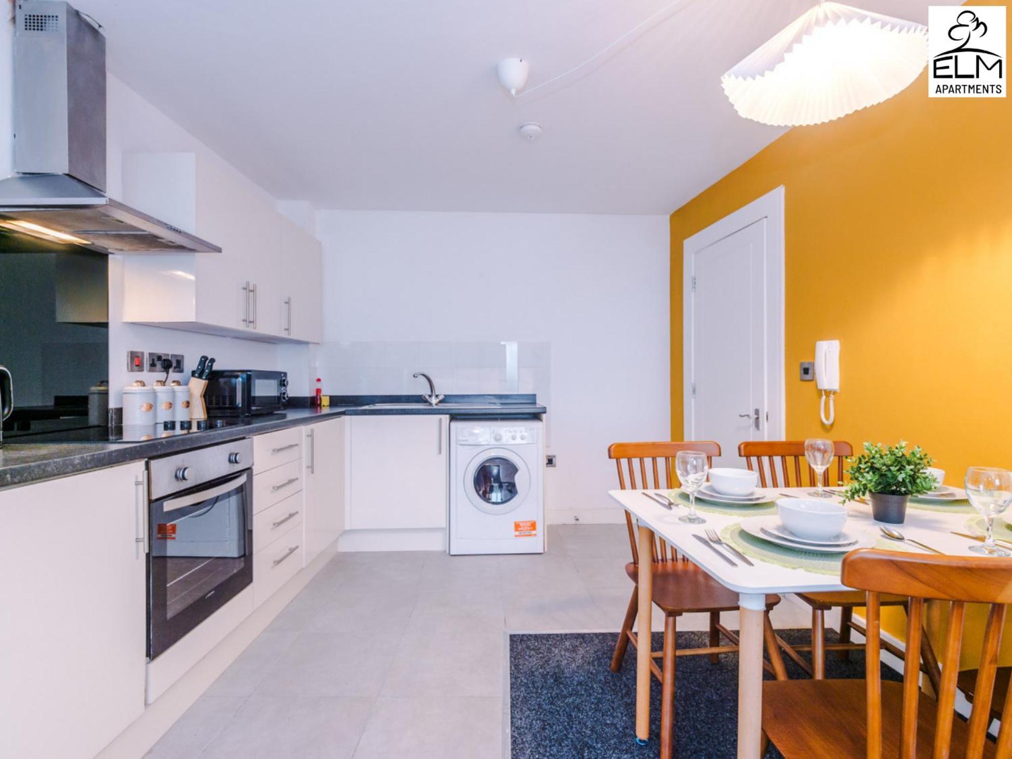 Elm Aparthotel , Collection Of Apartments Available Near Media City , Free Parking Manchester Exterior foto